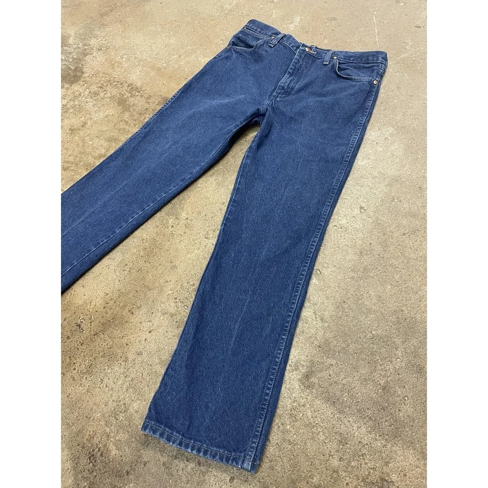 Wrangler‎ 938PWD Jeans Mens 34x30 Medium Wash Blue Denim Straight Leg Zip Fly